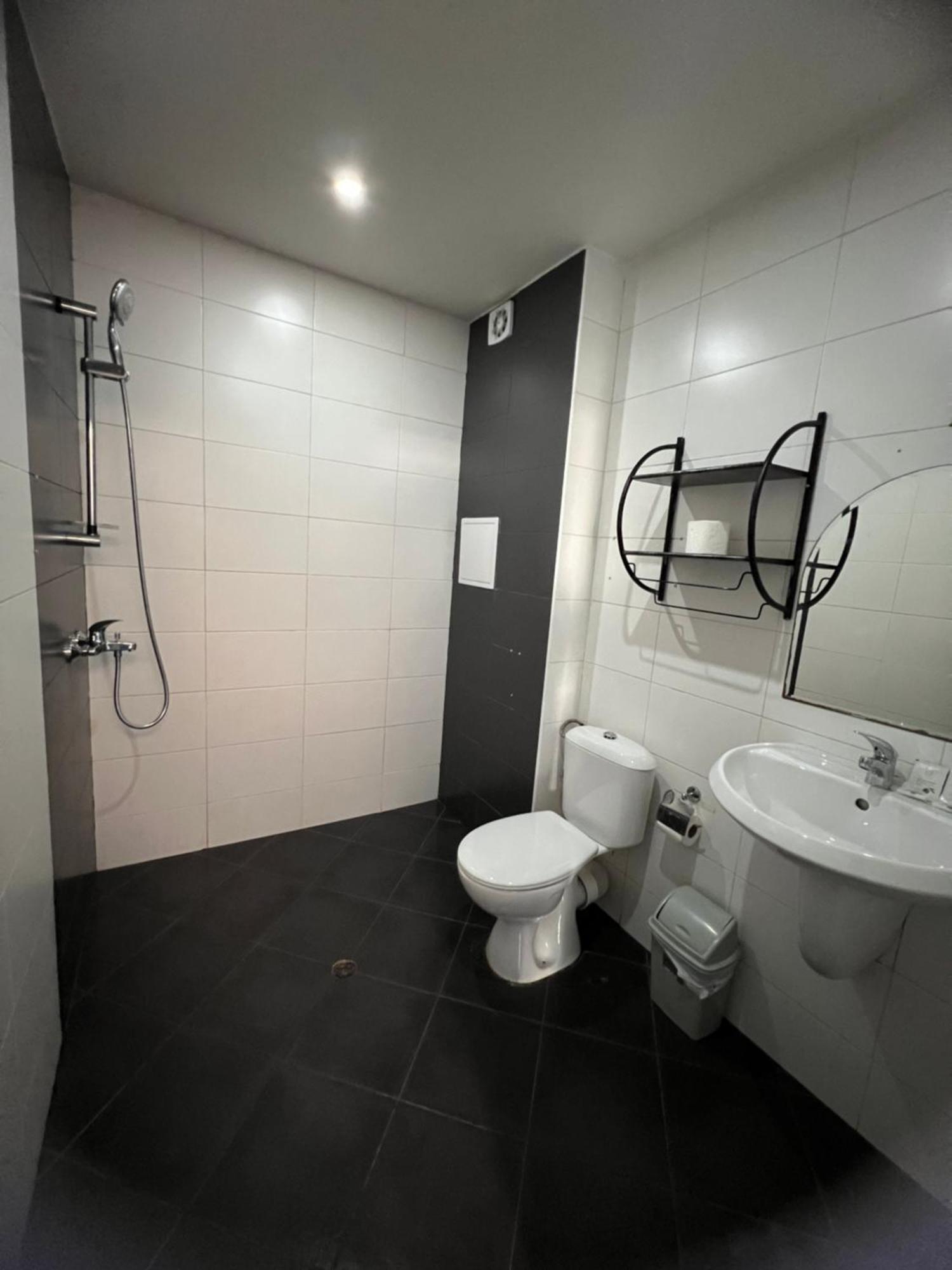 Victory Aparthotel