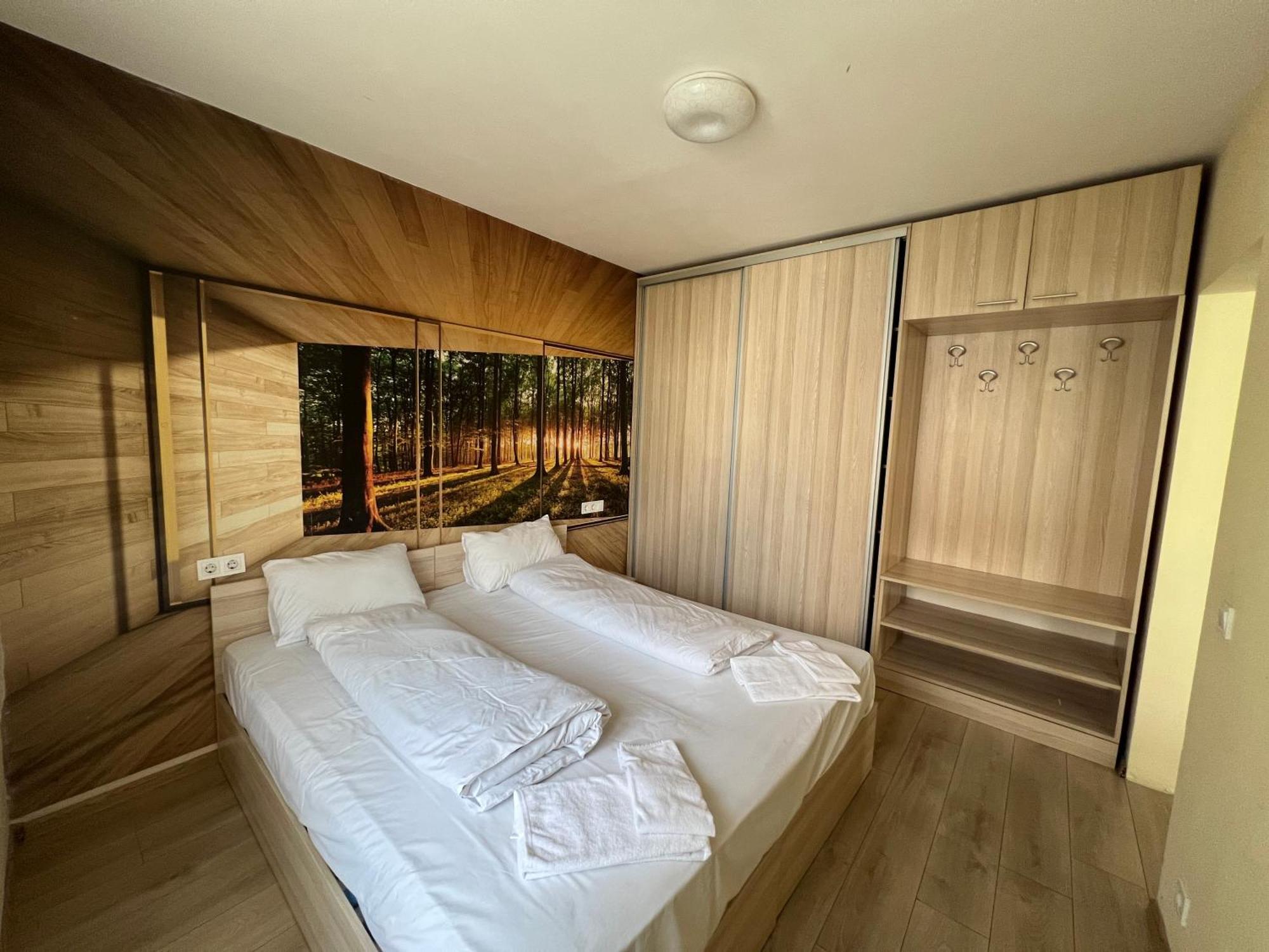 Aparthotel Victory *